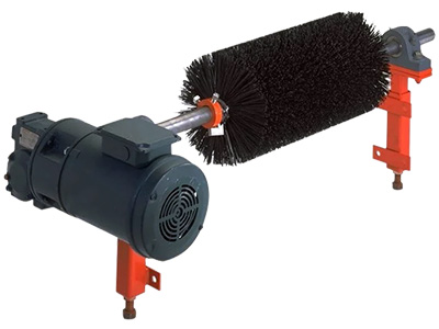 Spiral brush cleaner